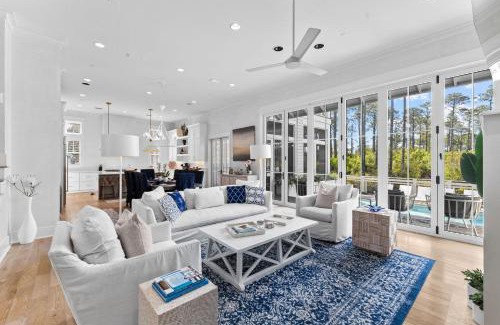 Watercolor Casa | 6 min Bike Ride to Beach! Private Pool with Lake Views in WaterColor! 5BR! home