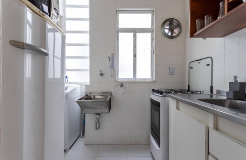 Leme Apartamento | 6 Minutes From Copacabana Beach Rdl1112