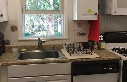 East Sandwich Casa | 6 month waterfront cottage #9 MarshWind Village