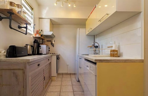 Carosse Apartamento | 6-person apartment with Jacuzzi 800m from the port of St Gilles Les Bains