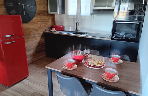 Les Angles Chalet De Esquí | 6-person chalet 200 meters from the ski slopes, garage and terrace with view of Lake Matemale