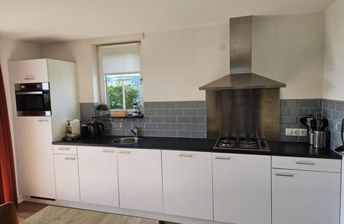Wolphaartsdijk Casa | 6-person detached holiday home in Wolphaartsdijk