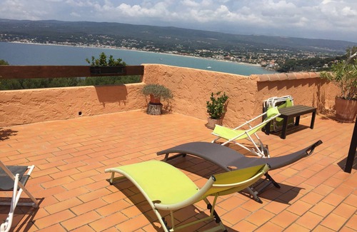 La Madrague Apartamento | Apartamento dúplex para 6 personas, terraza de 55 m2, vista excepcional al mar.