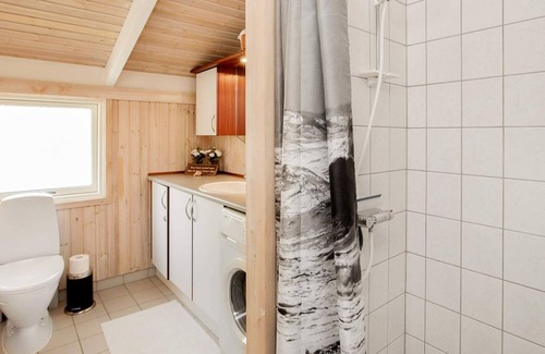 Frederikshavn Casa | Moderna casa de vacaciones con terraza en Jutlandia