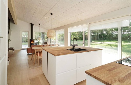 Smidstrup Strand Casa | 6 person holiday home in Gilleleje
