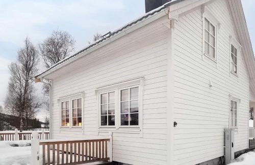 Gratangen Casa | 6 person holiday home in Gratangen, cleaning included