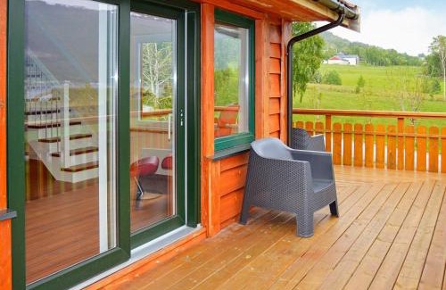 Gjemnes Municipality Apartamento | 6 person holiday home in EIDSVÅG