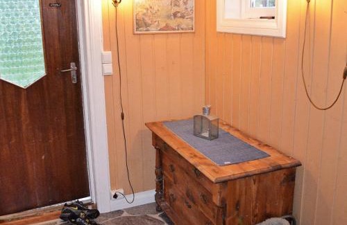 Kvfjord Casa | 6 person holiday home in Gullesfjord