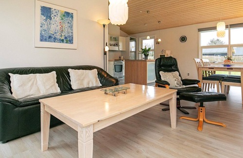 Hou Casa | Acogedora casa de vacaciones en Hals con piscina
