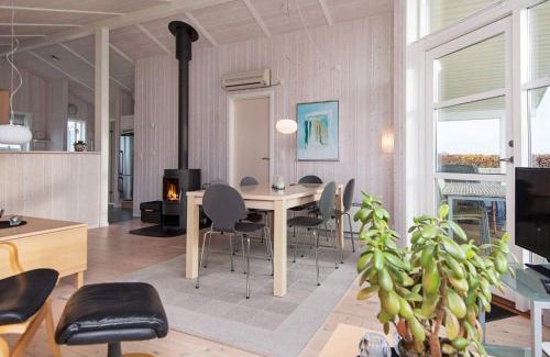 Flovt Strand Casa | 6 person holiday home in Haderslev-By Traum