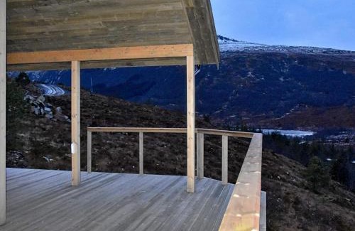 Gjengstoa Casa | 6 person holiday home in Lyngstad