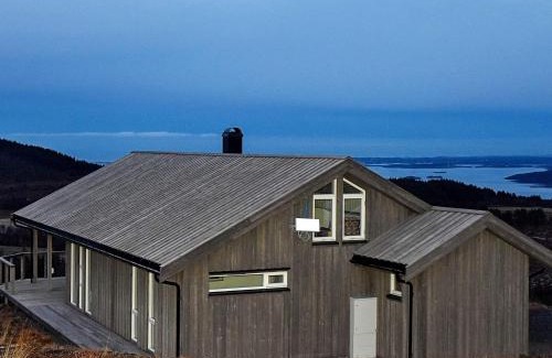 Gjengstoa Casa | 6 person holiday home in Lyngstad