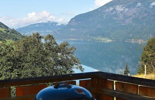 Olden Casa | 6 person holiday home in olden