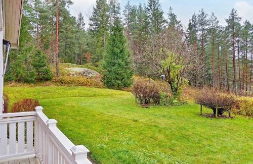 Vato Casa | 6 person holiday home in VäTö
