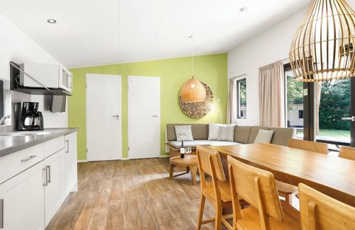 Leiwen Casa | 6-person mobile home in the holiday park Landal Sonnenberg