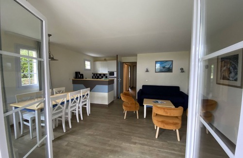 Fouesnant Apartamento | 6-person seaview apartment with garden and private heated pool