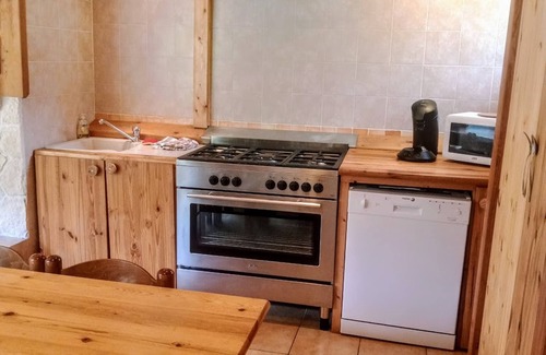 Monetier-les-Bains Chalet De Esquí | Chalet de 6 piezas con chimenea y parking privado cerca de Monêtier-les-Bains