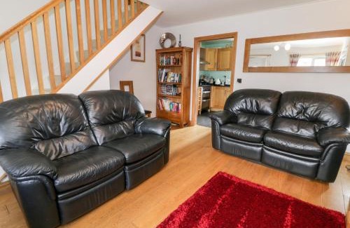 Manod Casa | 6 Stad Yr Ysgol