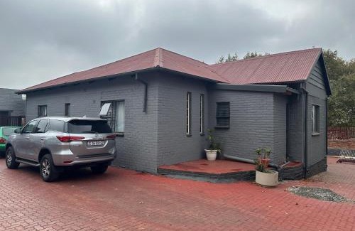 Bezuidenhout Valley Apartamento | 6 the Curve unit 27