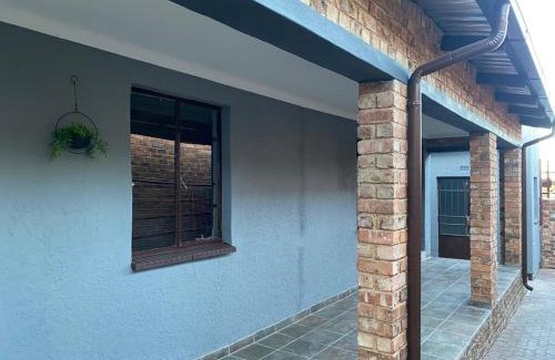Bezuidenhout Valley Apartamento | 6 the Curve Unit 4