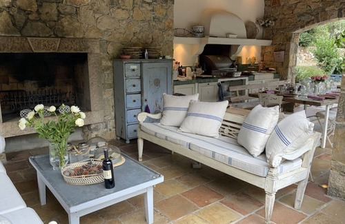 Seillans Otro | 6: Wonderful old farmhouse 5 minutes from the medieval village of Seillans.