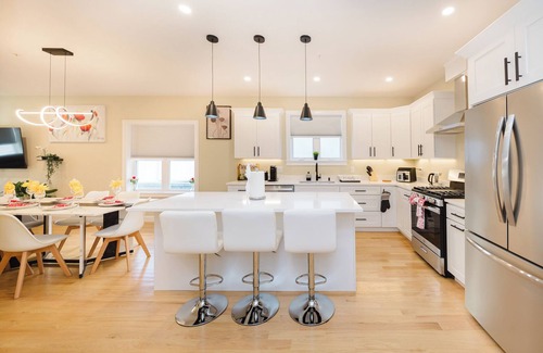 West Codman Hill - West Lower Mills Apartamento | 60-1 4BR Boston - Cozy New Apt near Franklin Park