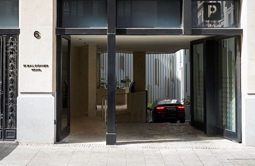 Cortes Apartamento | 60 Balconies Iconic