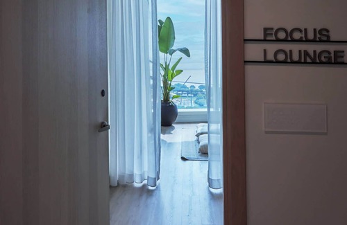 The Loop Apartamento | 60 Fl Lake View Apt: An Urban Oasis in the Sky