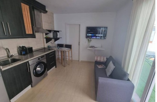 Salobrena Apartamento | 600m de la playa, terraza soleada