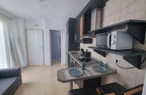 Salobrena Apartamento | 600m de la playa, terraza soleada