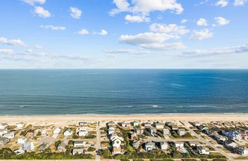 South Nags Head Casa | 6070 - Cast Away by Resort Realty