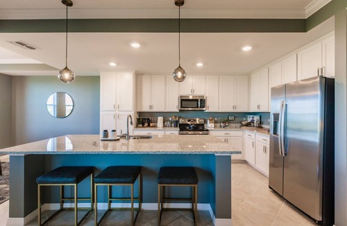 Biggar Condominio | 613 Babcock Ranch, in Babcock National- chef's dream 2/2, sits on 10th hole