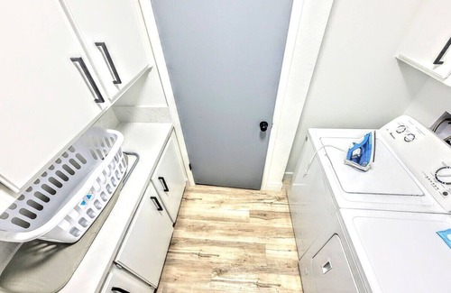 Canyon Gate Casa | #62Vegas Spot w/Pool & Spa! Mins to LV Strip/Dtn