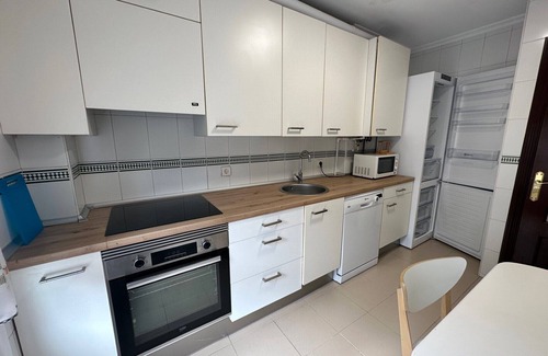 La Corredoria y Ventanielles Apartamento | 632A Bonito apartamento en Oviedo
