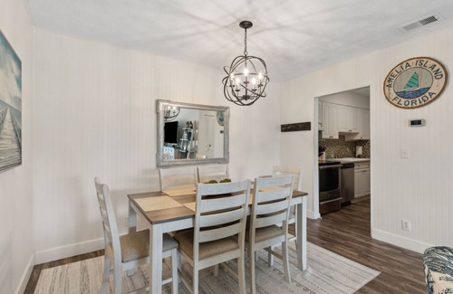 Fernandina Beach Condominio | 6408 Fernandina Shores - Pool. Quick Walk to Beach & Dining