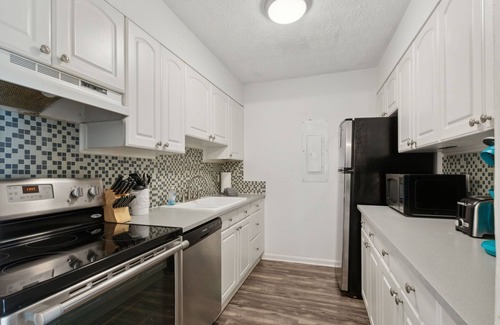 Fernandina Beach Condominio | 6408 Fernandina Shores - Pool. Quick Walk to Beach & Dining
