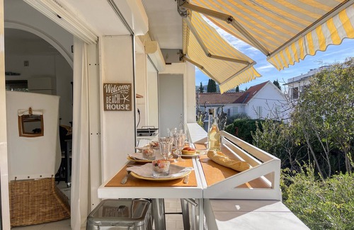 Saint-Cyr-sur-Mer Apartamento | Aparte. 65 m2 situado a 200 m de la playa y las tiendas