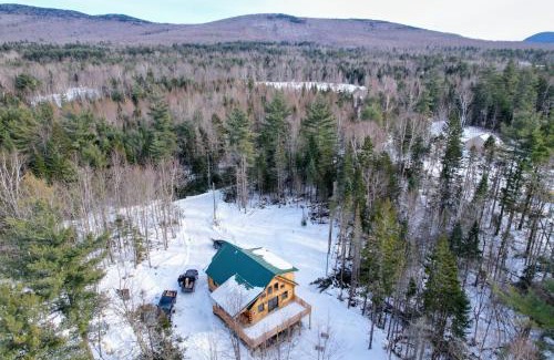 Twin Mountain Casa | 65PT New Log Cabin in Private