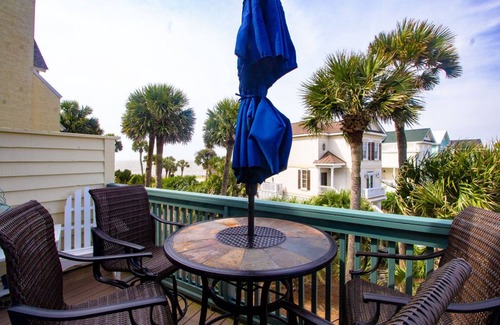 Saint Helena Island Condominio | 665 New Haven - New to VRBO! Resort Access Included!