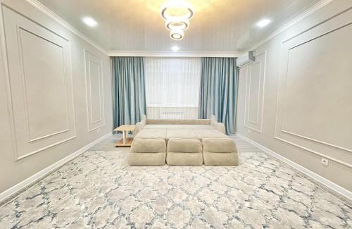 Atyrau Apartamento | # 67 Привлекательная и просторная студия