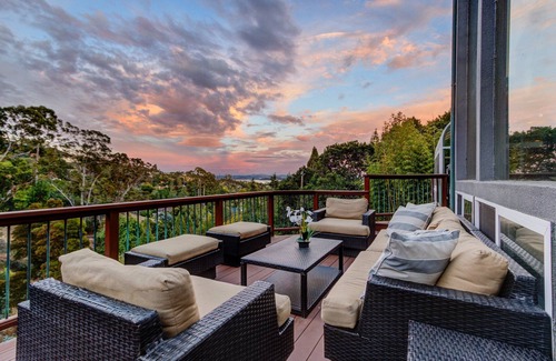 Country Club Casa | 6BD/4BA Hilltop Home w/Hot Tub, Billiards & Views!