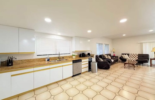 Del Mar Casa | Casa de Playa 6H/5B en Del Mar, Vista al Mar, ¡a Pasos de la Playa!