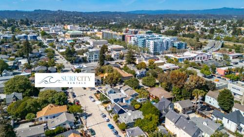 Westside Santa Cruz Casa | 6BD Downtown House Walk to Beach Boardwalk