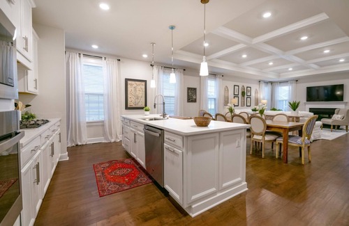Lewes Casa | 6BR/4.5BA, Sleeps 14, Dog Friendly