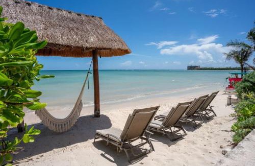 Soliman Bay Villa | 6BR Exclusive Beachfront Villa w/Pool in Tulum