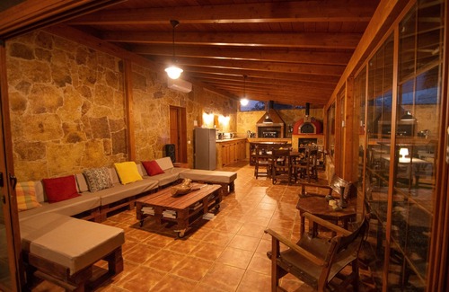 Santa Maria de Guia de Gran Canaria Chalet De Esquí | 6BR Fire House Sanctuary-Terrace & Barbacue