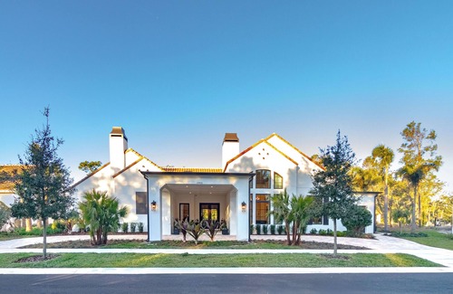 West Kissimmee Casa | 6BR+Game Room~ Pool, Fire Pit ~ Golf Course ~By Magic Kingdom~Orange Lake Resort