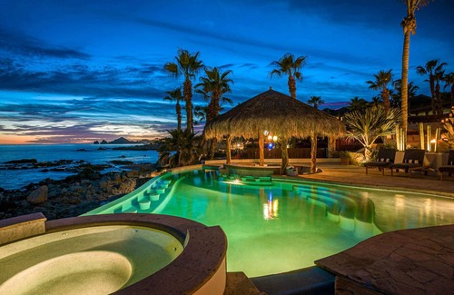 Los Cabos Villa | 6BR Luxury Beachfront Villa with Beachclub