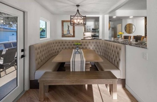 Marble Falls Casa | 6BR Luxury Retreat on Lake LBJ