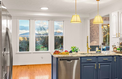 Leicester Casa | 6BR Sleep 20 in 6k sqft of Asheville Luxury & Summer Rates! Mem Day Available!